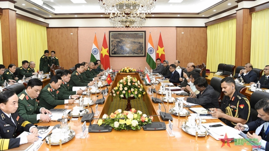 Vietnam and India seek stronger defence ties